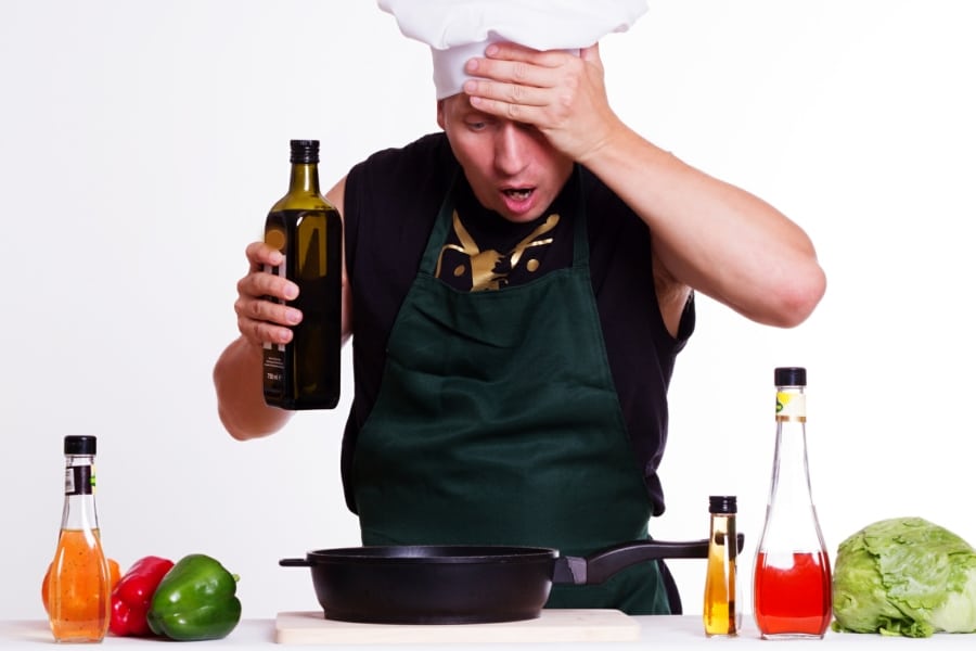 atelophobia therapy in wolverhampton - chef making a mistake